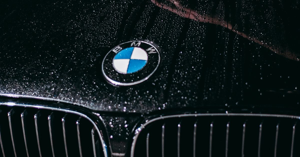Essential Tips for Removing Stains from Leather Seats in Tamworth