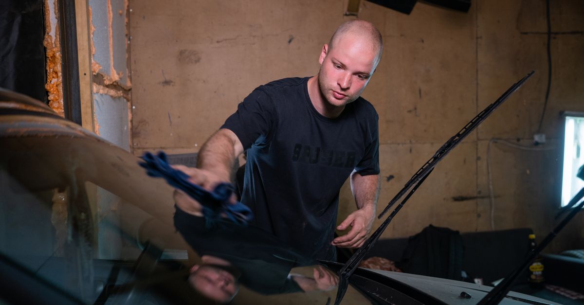 Tips for Maintaining Clean Car Carpets Between Shampoo Sessions